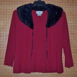 RED CARDIGAN SWEATER W/REMOVABLE FAUX FUR COLLAR